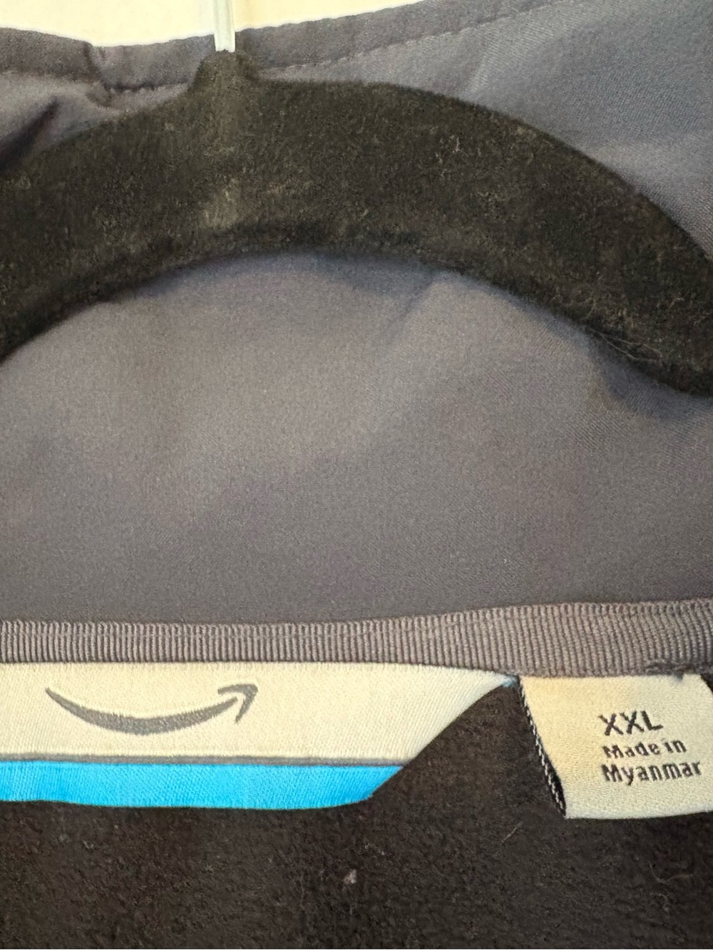 Official Amazon Driver Luly Yang Insulated Reflective Hooded Jacket Men’s XXL - Picture 6 of 15